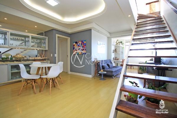 Cobertura à venda com 3 quartos, 191m², 1 suíte, 2 vagas, Travessa Nova Trento no bairro Tristeza em Porto Alegre