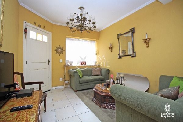 Casa de Condomínio à venda com 3 quartos, 162m², 1 suíte, 1 vaga, Conselheiro Xavier da Costa no bairro Ipanema em Porto Alegre