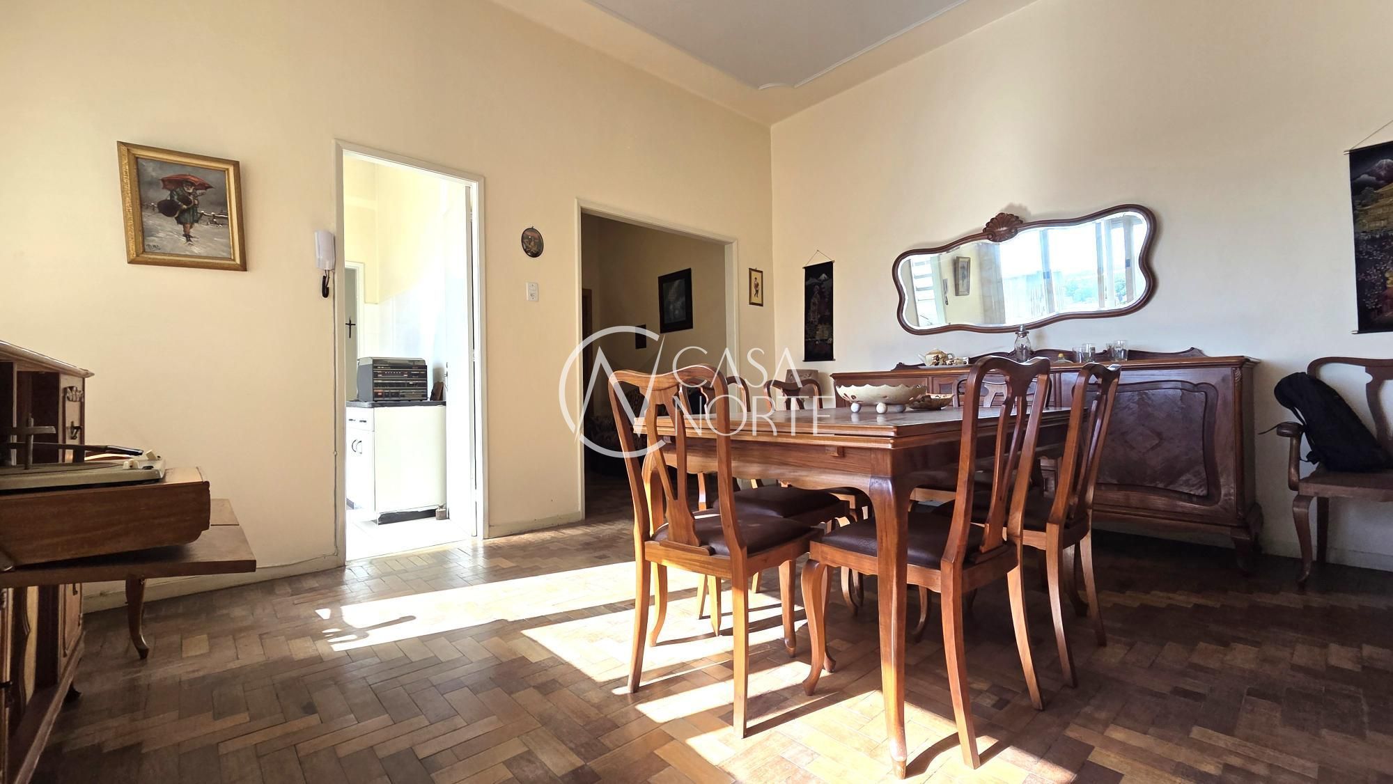 Apartamento à venda com 2 quartos, 87m², Rua dos Andradas no bairro Centro Histórico em Porto Alegre