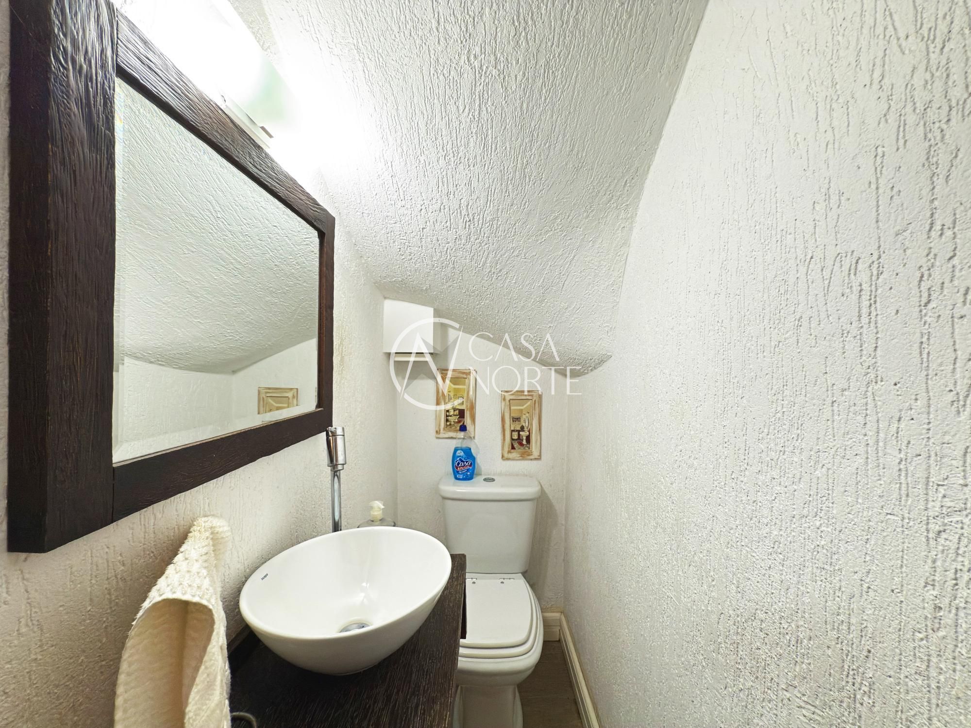 Casa à venda com 3 quartos, 98m², 1 suíte, 2 vagas, Rua Therezinha Rocha da Silva no bairro Aberta dos Morros em Porto Alegre