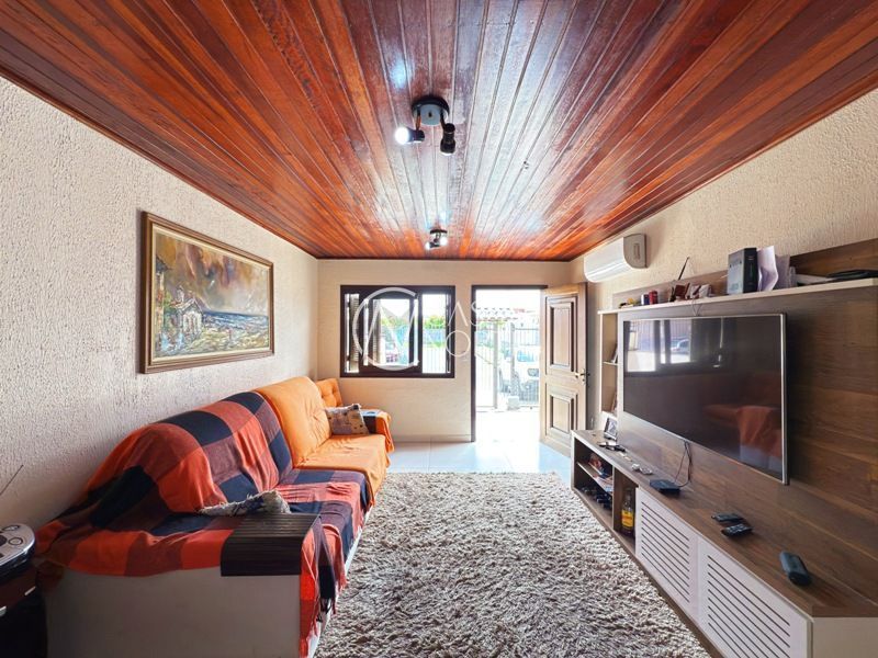 Casa à venda com 3 quartos, 128m², 1 suíte, 2 vagas, Vacaria no bairro Aberta dos Morros em Porto Alegre