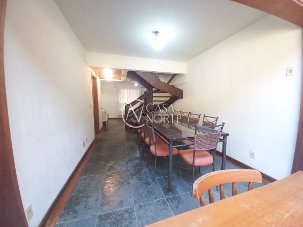 Casa à venda com 3 quartos, 171m², 1 suíte, 3 vagas, Rua Engenheiro Renato Costa Leite no bairro Ipanema em Porto Alegre