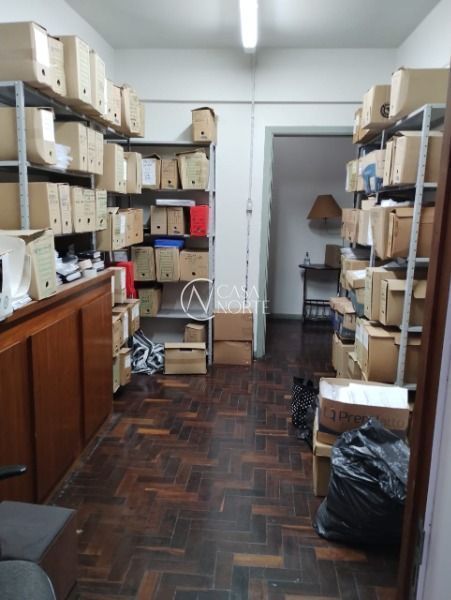 Sala Comercial à venda , 60m², Rua Vigario José Inácio no bairro Centro Histórico em Porto Alegre