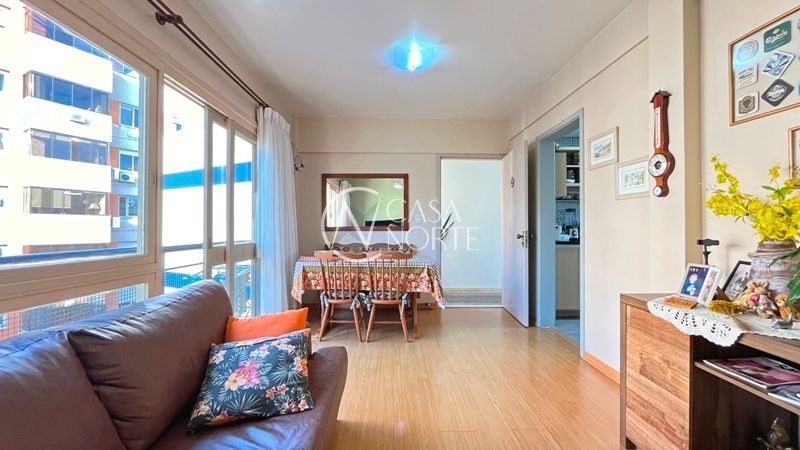 Apartamento à venda com 2 quartos, 75m², 1 suíte, 1 vaga, Rua Doutor Barcelos no bairro Tristeza em Porto Alegre