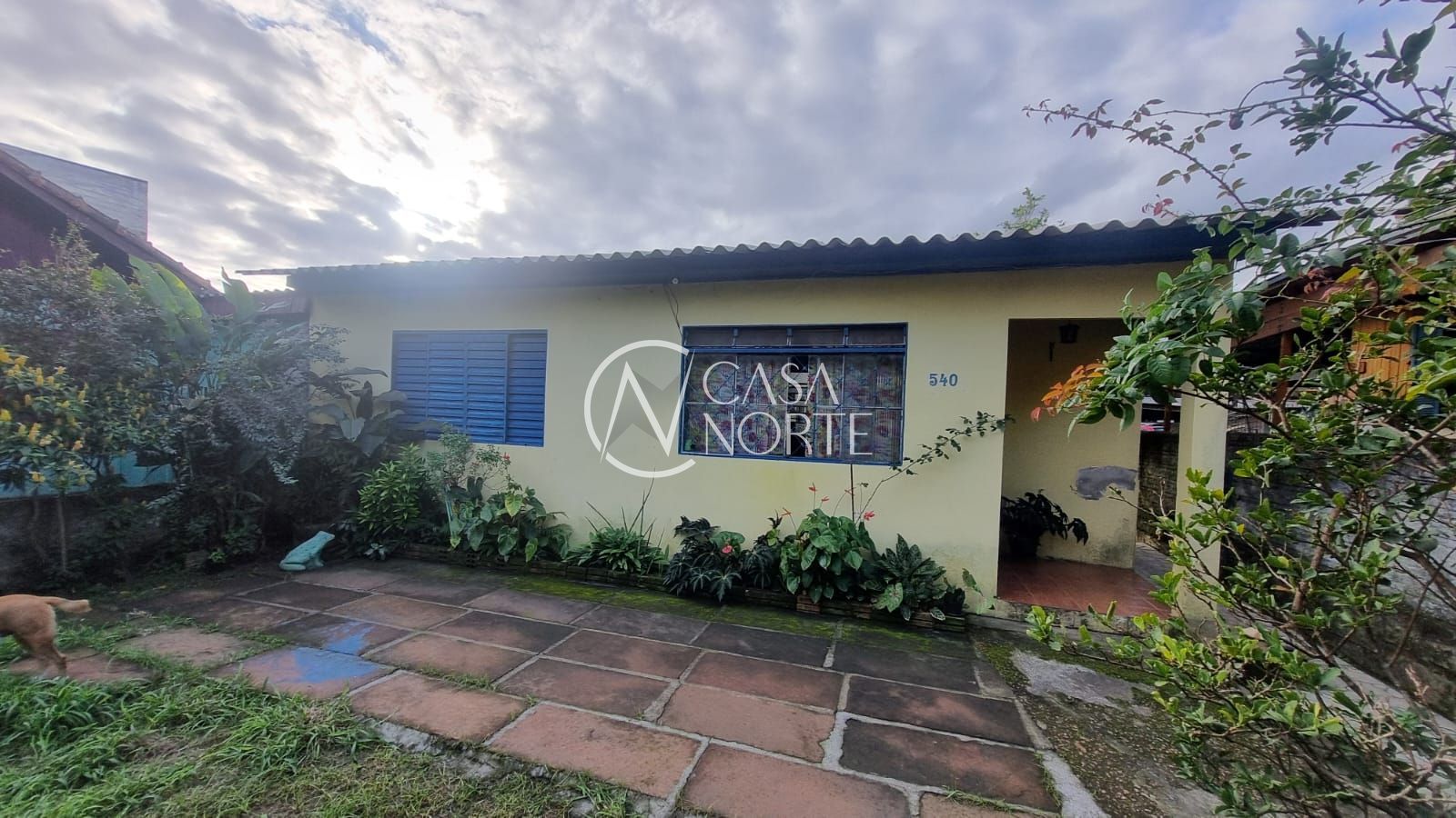 Casa à venda com 2 quartos, 60m², 2 vagas, Rua Saldanha da Gama no bairro Vila São José em Porto Alegre