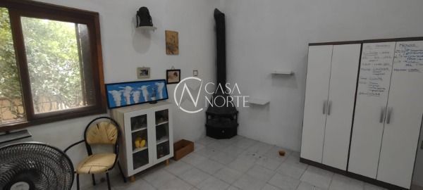 Casa à venda com 3 quartos, 200m², 3 suítes, 3 vagas, Avenida Leonardo Carlucci no bairro Espírito Santo em Porto Alegre