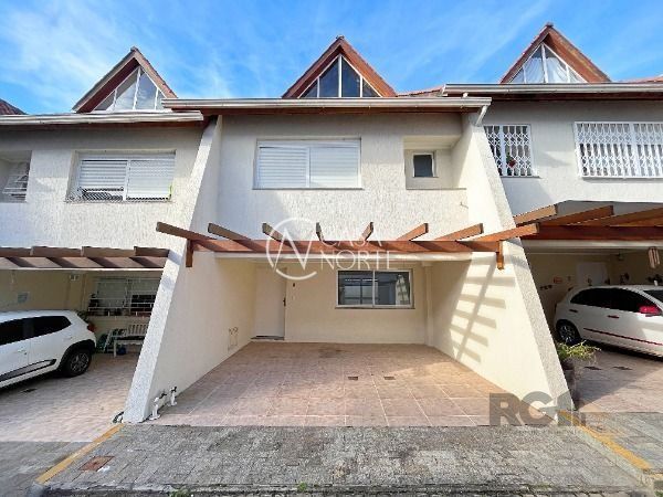 Casa de Condomínio à venda com 3 quartos, 159m², 1 suíte, 2 vagas, Rua Doutor Pereira Neto no bairro Tristeza em Porto Alegre
