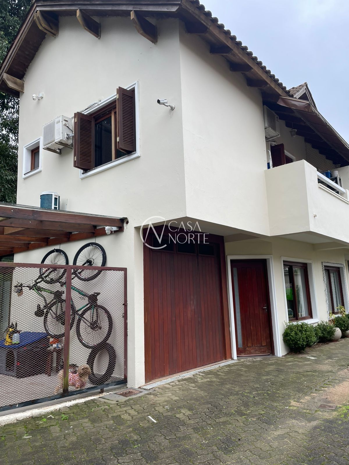 Casa de Condomínio à venda com 2 quartos, 114m², 1 suíte, 1 vaga, Rua Francisco Bortoluzzi no bairro Ipanema em Porto Alegre