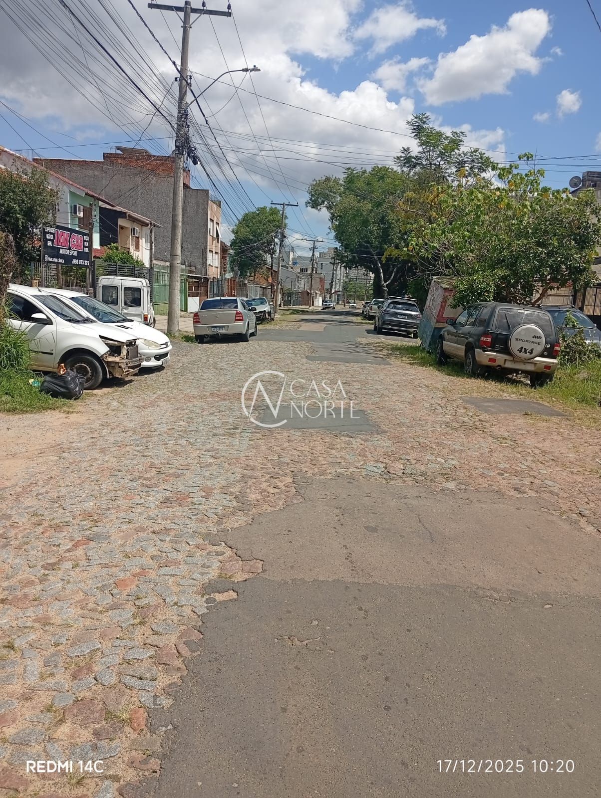 Terreno à venda  com 188m², Rua Ângelo Barcelos no bairro Vila João Pessoa em Porto Alegre