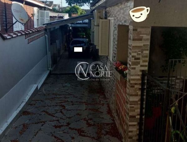 Casa à venda com 3 quartos, 80m², 2 vagas, Rua Antônio Joséphino Perrone no bairro Espírito Santo em Porto Alegre