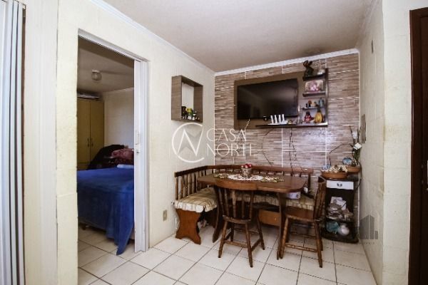 Apartamento à venda com 2 quartos, 36m², Rua Atílio Supertti no bairro Vila Nova em Porto Alegre