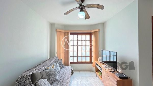 Casa de Condomínio à venda com 3 quartos, 90m², 1 vaga, Rua Landel de Moura no bairro Tristeza em Porto Alegre