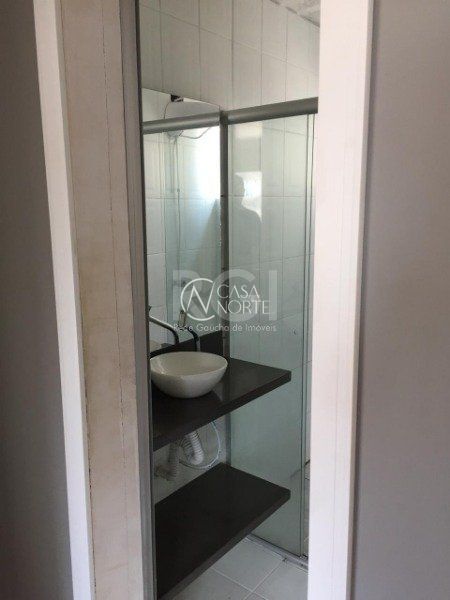 Apartamento à venda com 2 quartos, 49m², Rua Rubem Pereira Torelly no bairro Restinga em Porto Alegre