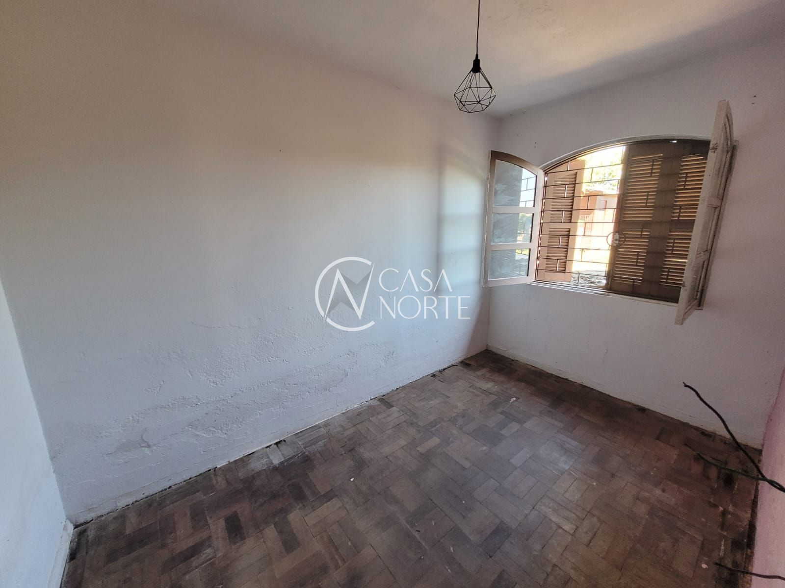 Terreno à venda , 770m², Rua Mercedes Azzolini no bairro Ponta Grossa em Porto Alegre