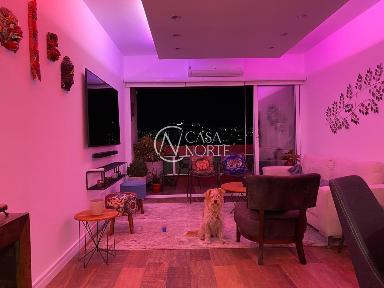 Apartamento à venda com 3 quartos, 106m², 1 suíte, 1 vaga, Rua General Jacinto Osório no bairro Santana em Porto Alegre