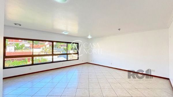 Apartamento à venda com 3 quartos, 137m², 1 suíte, 2 vagas, Rua Eurico Lara no bairro Medianeira em Porto Alegre