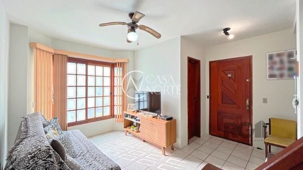 Casa de Condomínio à venda com 3 quartos, 90m², 1 vaga, Rua Landel de Moura no bairro Tristeza em Porto Alegre