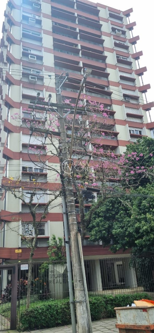 Apartamento à venda com 3 quartos, 106m², 1 suíte, 1 vaga, Rua General Jacinto Osório no bairro Santana em Porto Alegre