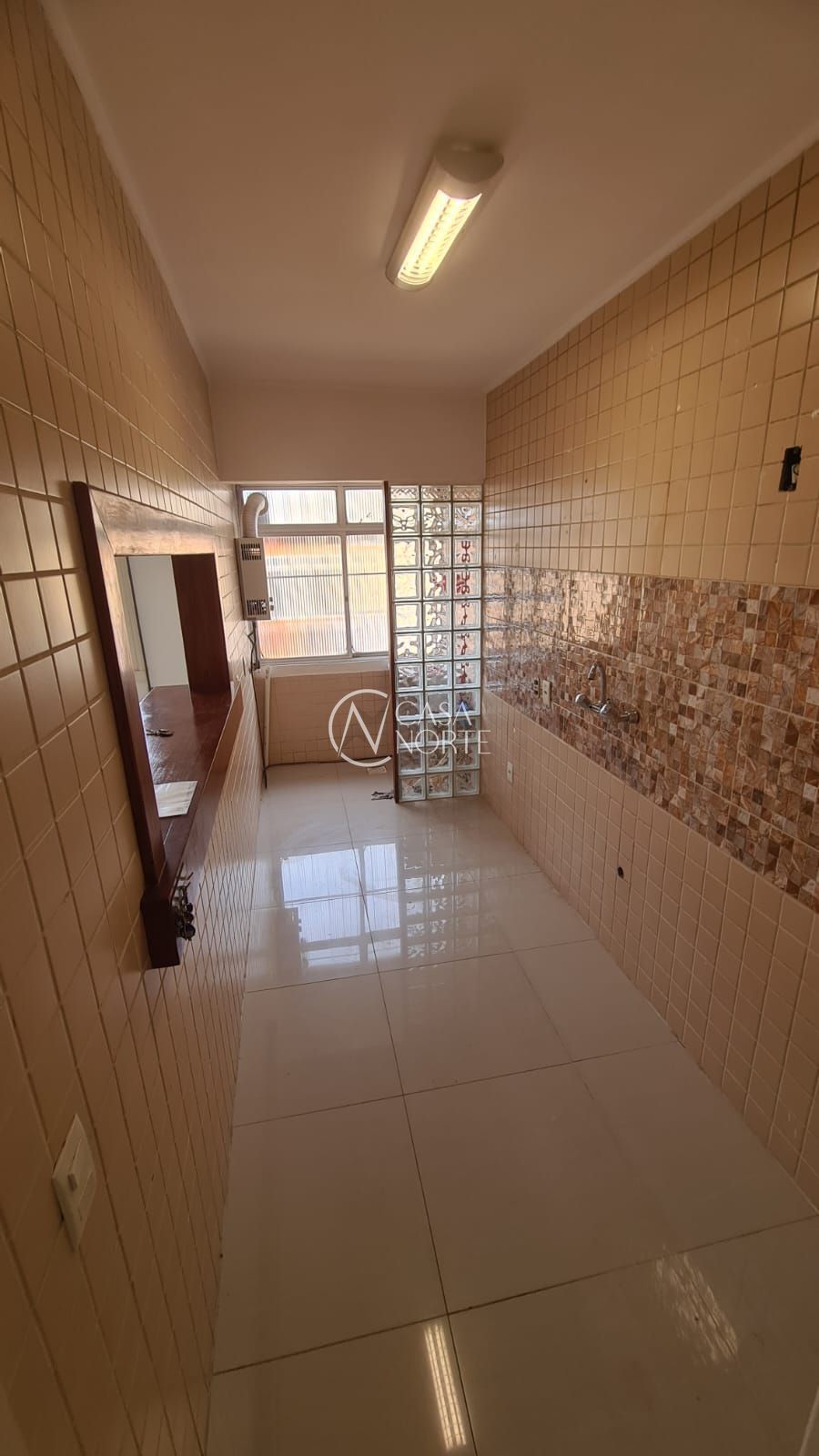 Apartamento à venda com 2 quartos, 60m², Rua Waldomiro Souza no bairro Jardim do Salso em Porto Alegre