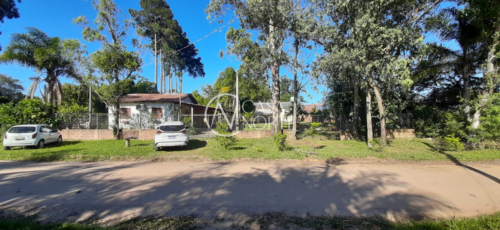 Sítio à venda com 6 quartos, 300m², 2 vagas, Rua Adão Martins da Rocha no bairro São Caetano em Porto Alegre