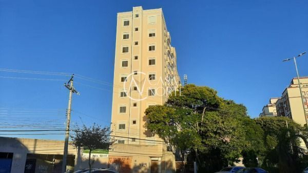 Apartamento à venda com 2 quartos, 42m², 1 vaga, Avenida da Cavalhada no bairro Cavalhada em Porto Alegre