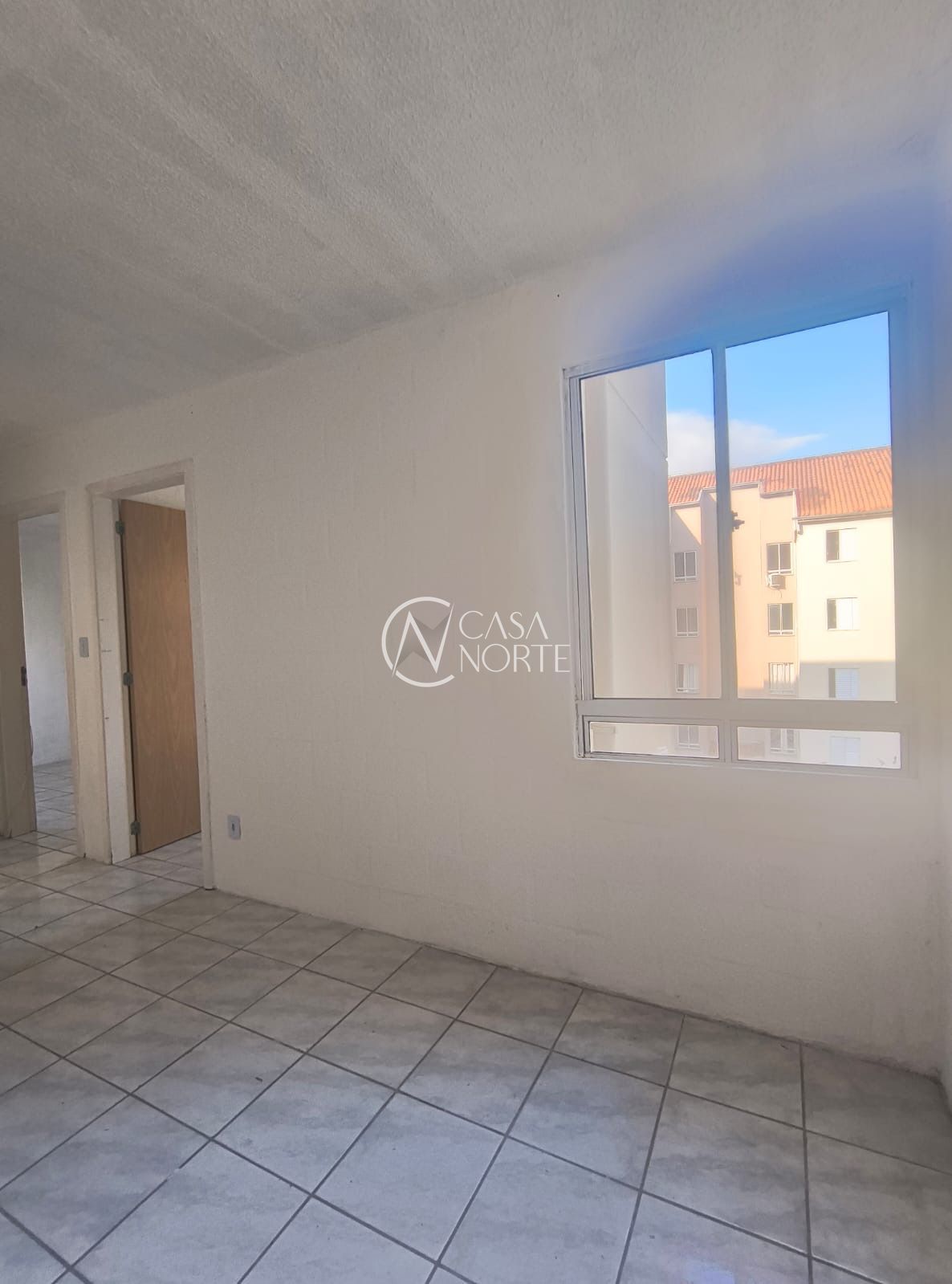 Apartamento à venda com 2 quartos, 39m², 1 vaga, Avenida João Antônio Silveira no bairro Lomba do Pinheiro em Porto Alegre