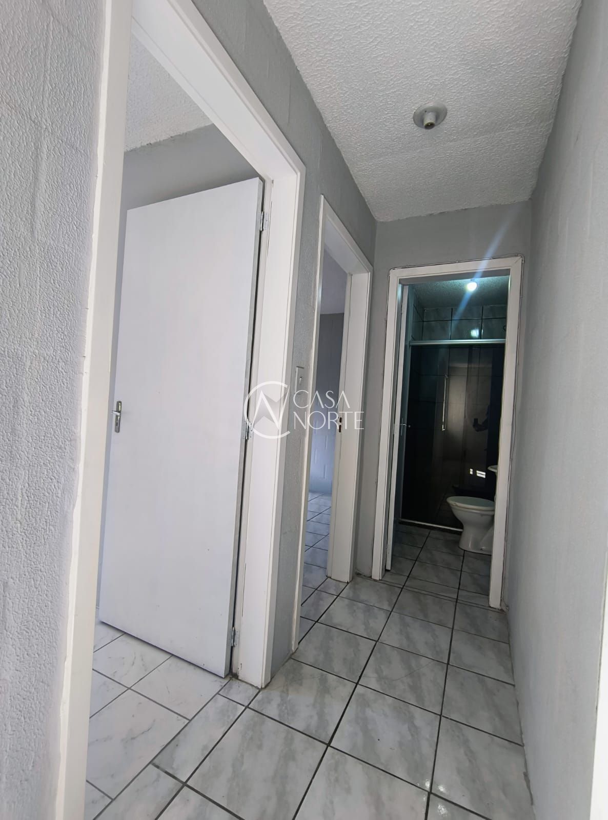 Apartamento à venda com 2 quartos, 38m², 1 vaga, Avenida João Antônio Silveira no bairro Lomba do Pinheiro em Porto Alegre