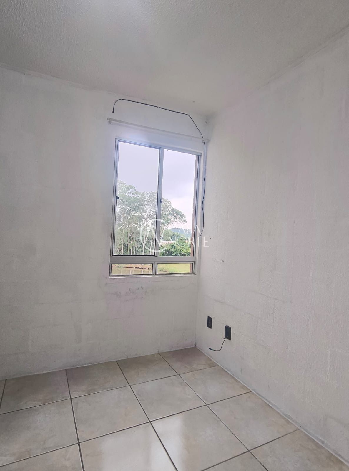 Apartamento à venda com 2 quartos, 38m², 1 vaga, Avenida João Antônio Silveira no bairro Lomba do Pinheiro em Porto Alegre