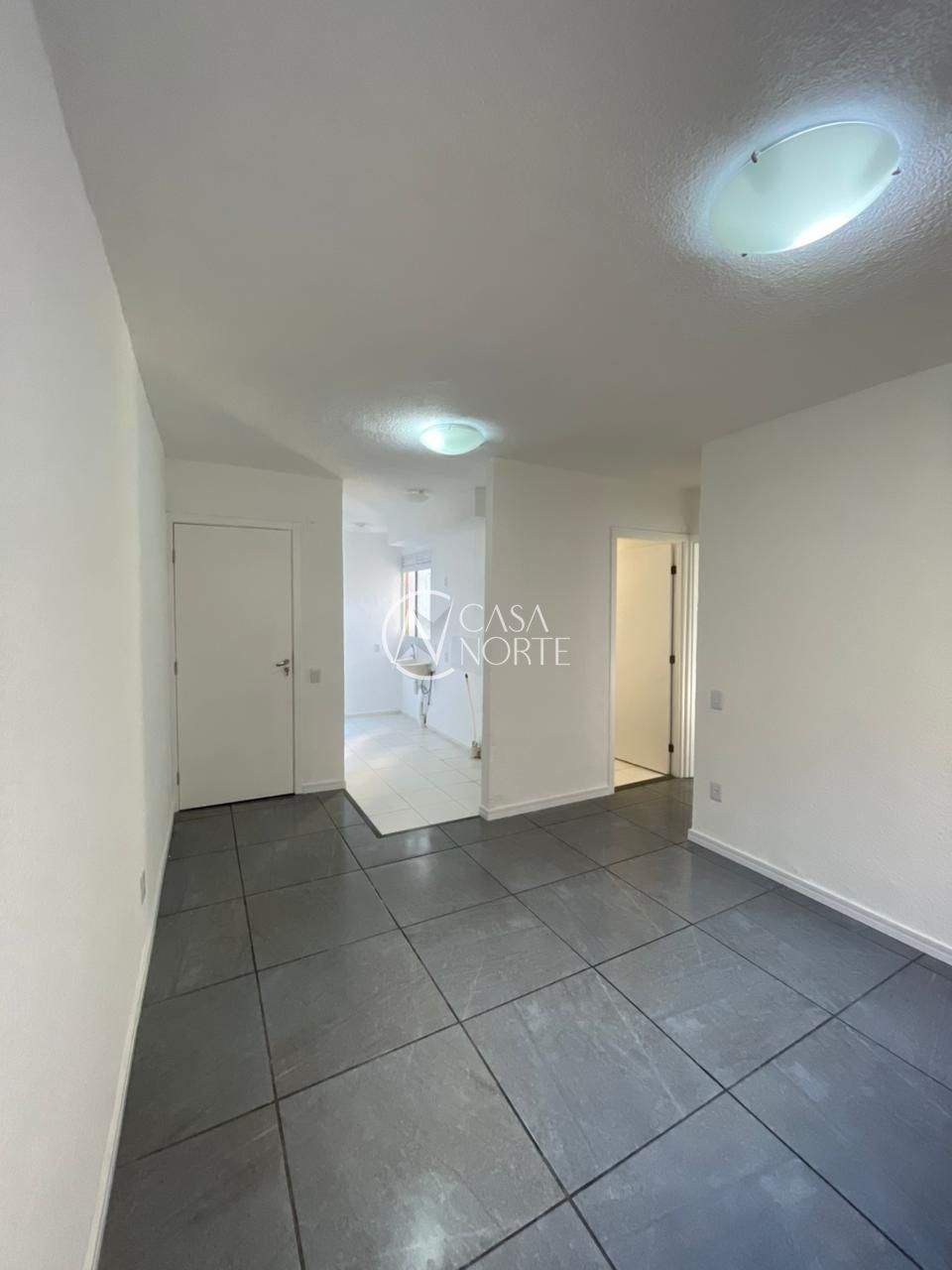 Apartamento à venda com 2 quartos, 40m², 1 vaga, Rua Irmã Teresilda Steffen no bairro Mário Quintana em Porto Alegre