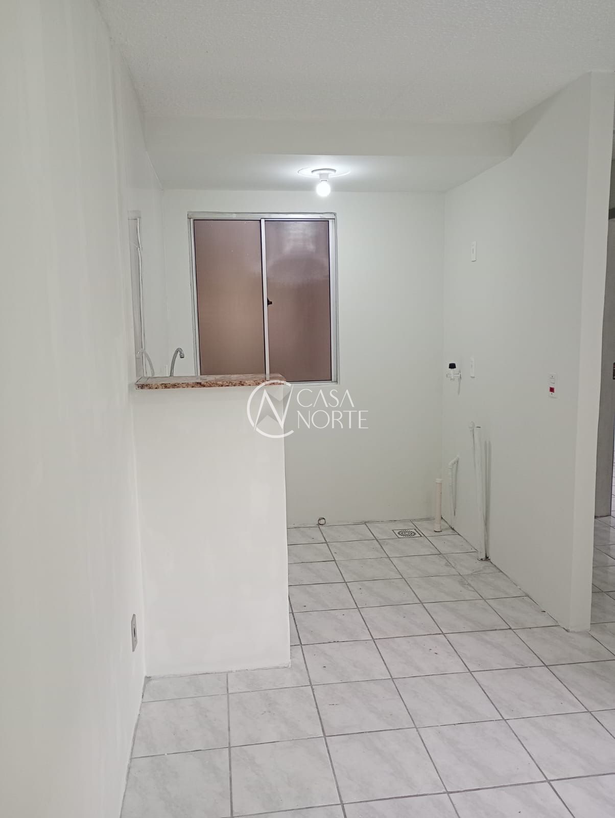 Apartamento à venda com 2 quartos, 38m², 1 vaga, Avenida João Antônio Silveira no bairro Lomba do Pinheiro em Porto Alegre