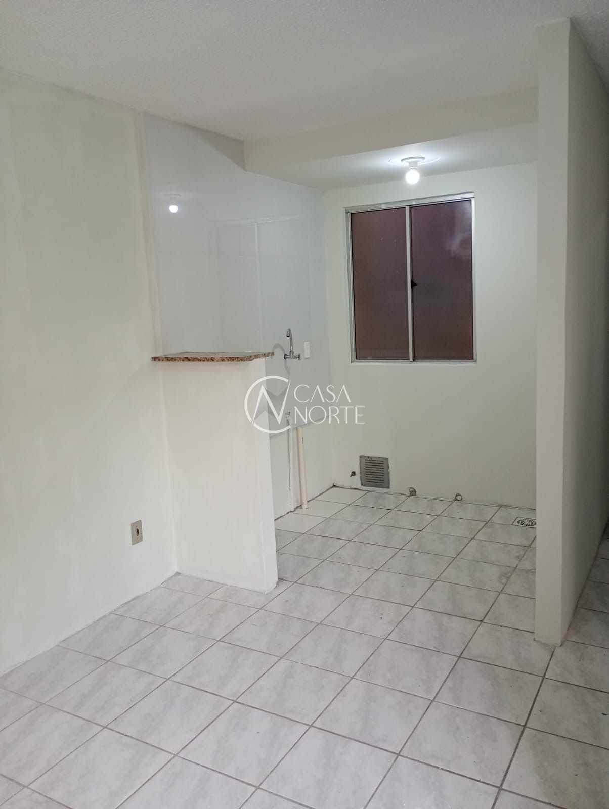 Apartamento à venda com 2 quartos, 38m², 1 vaga, Avenida João Antônio Silveira no bairro Lomba do Pinheiro em Porto Alegre