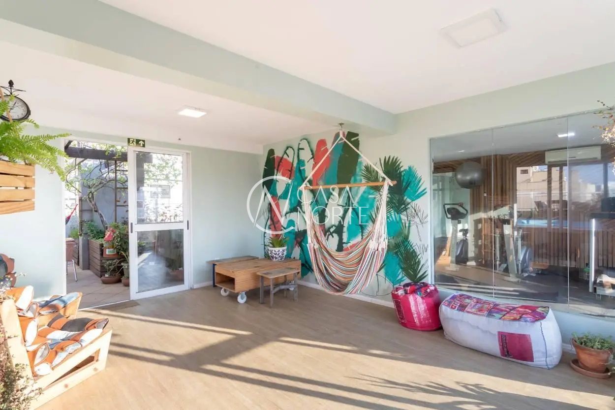 Flat à venda com 1 quarto, 42m², 1 suíte, 1 vaga, Avenida Desembargador André da Rocha no bairro Centro Histórico em Porto Alegre