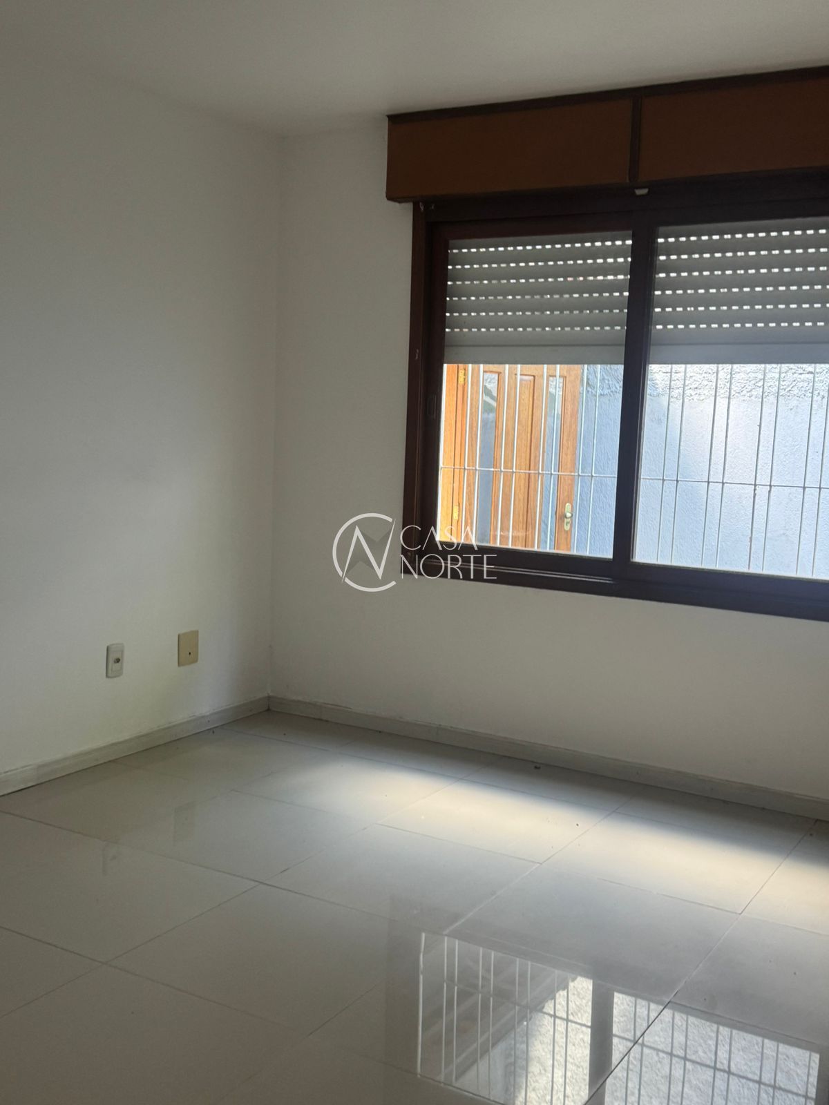 Apartamento Garden à venda com 2 quartos, 84m², 1 vaga, Rua Doutor Ney Cabral no bairro Nonoai em Porto Alegre