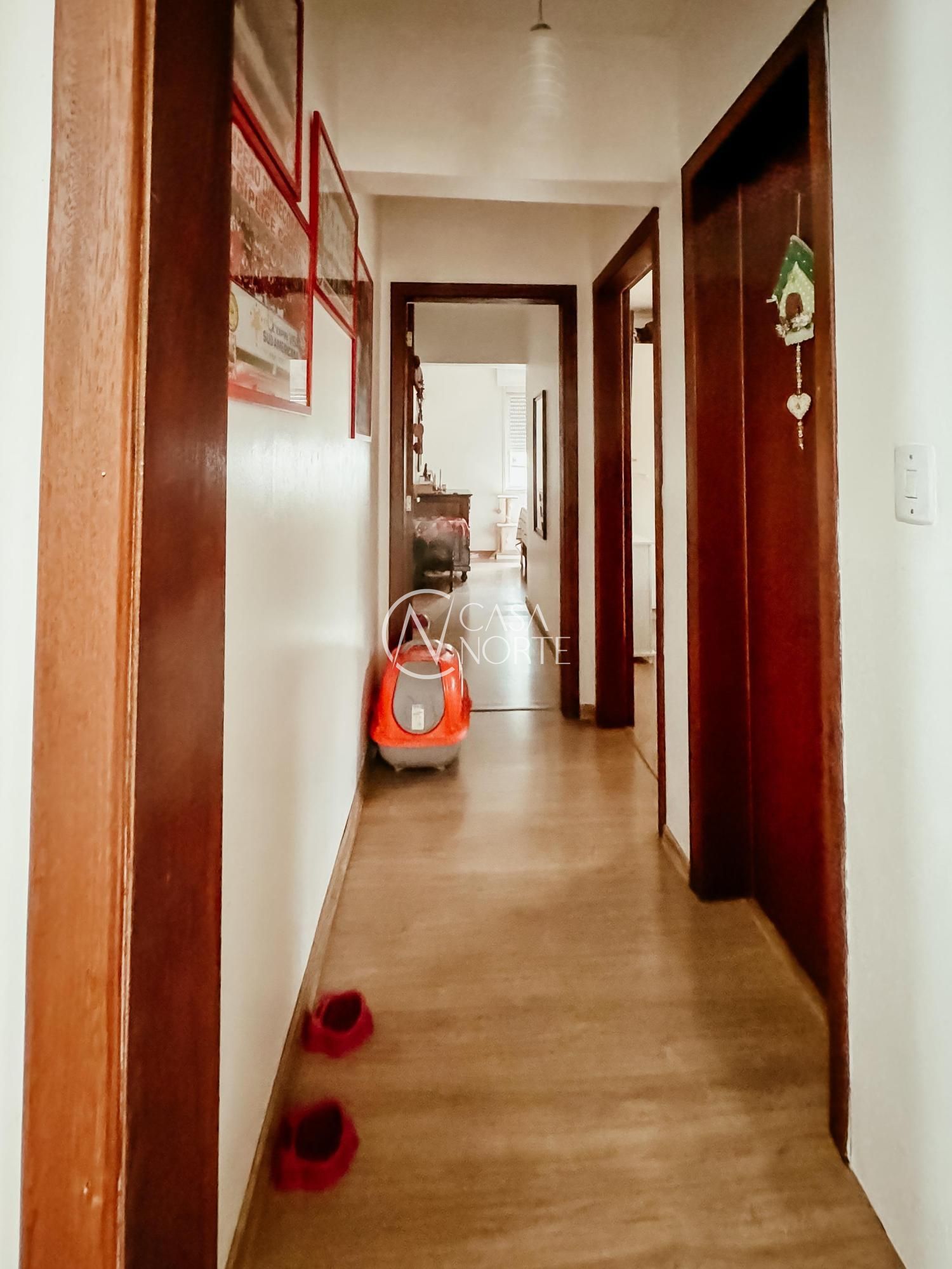 Apartamento à venda com 2 quartos, 65m², Rua Botafogo no bairro Menino Deus em Porto Alegre