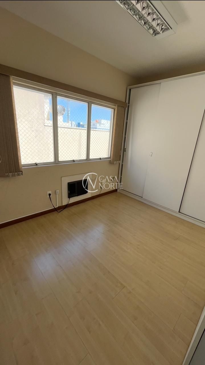 Sala Comercial à venda com 2 quartos, 33m², 1 vaga, Rua Joaquim Nabuco no bairro Cidade Baixa em Porto Alegre