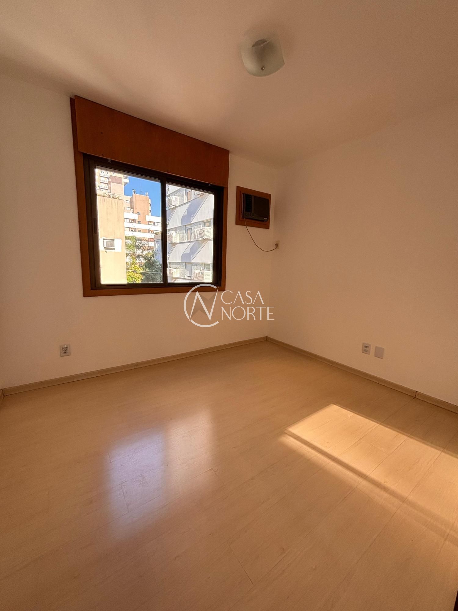 Cobertura à venda com 2 quartos, 110m², 1 vaga, Avenida Bagé no bairro Petrópolis em Porto Alegre