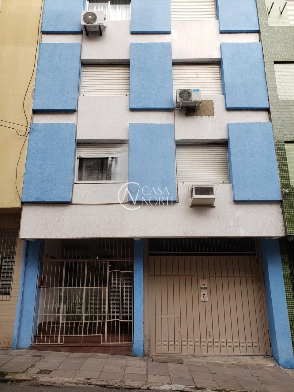 Apartamento à venda com 1 quarto, 47m², Rua Duque de Caxias no bairro Centro Histórico em Porto Alegre