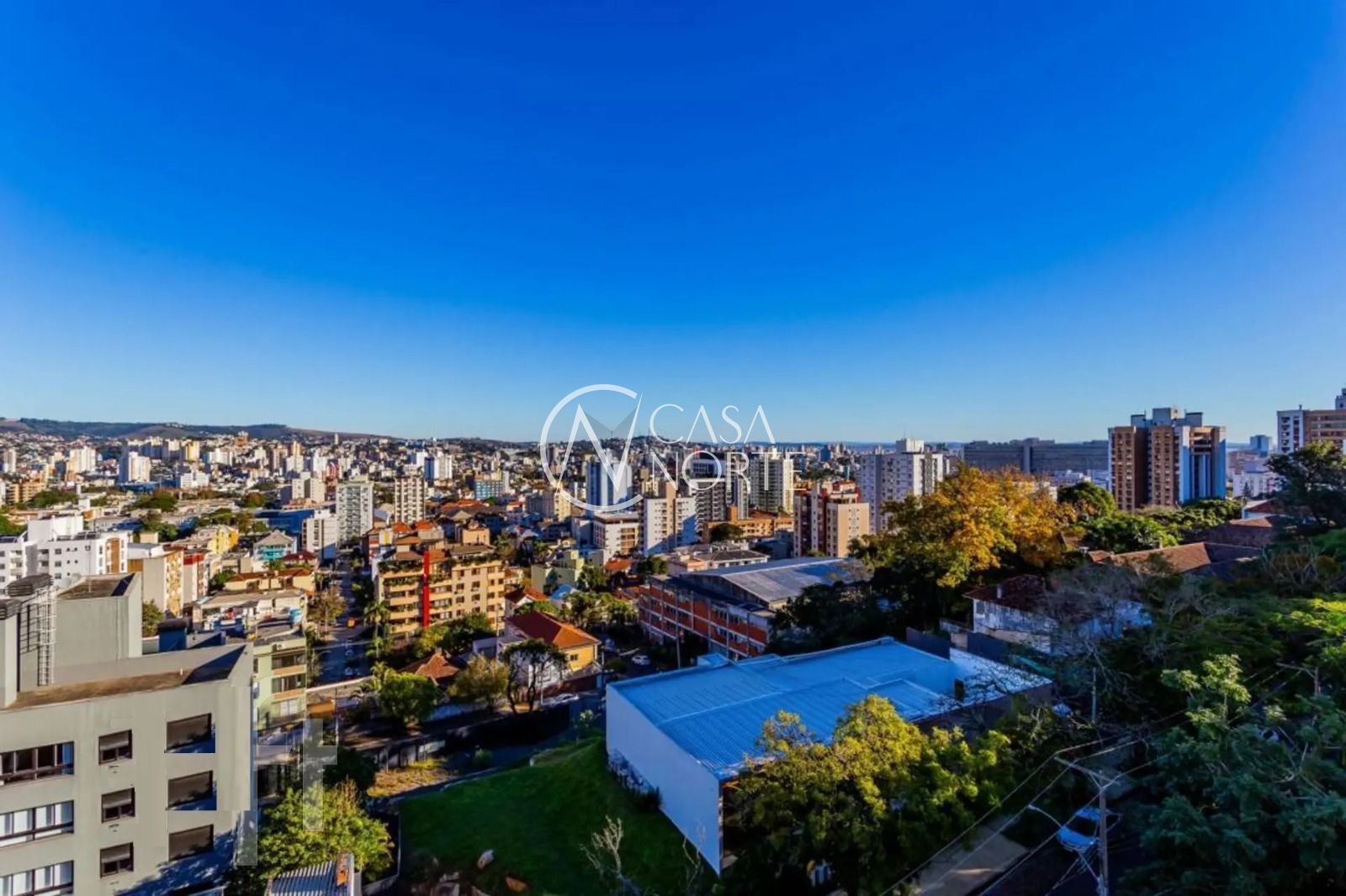 Apartamento à venda com 4 quartos, 253m², 1 suíte, 2 vagas, Rua Doutor Lauro de Oliveira no bairro Rio Branco em Porto Alegre