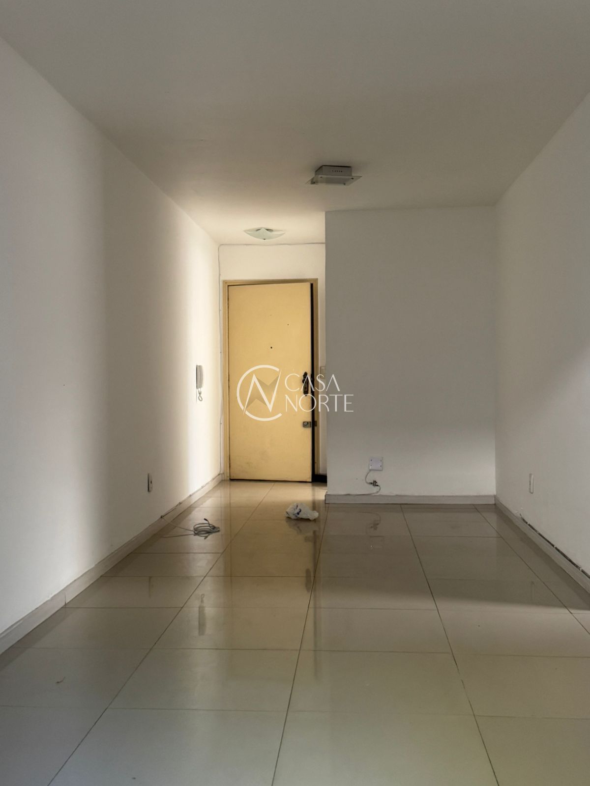 Apartamento Garden à venda com 2 quartos, 84m², 1 vaga, Rua Doutor Ney Cabral no bairro Nonoai em Porto Alegre