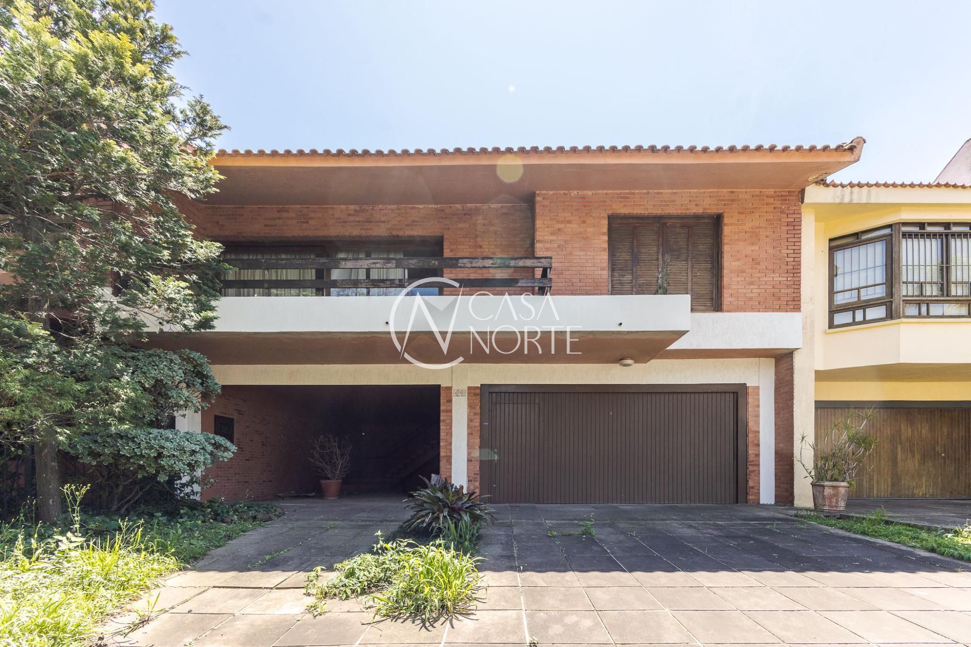 Casa à venda com 4 quartos, 460m², 2 vagas, Avenida Cai no bairro Cristal em Porto Alegre