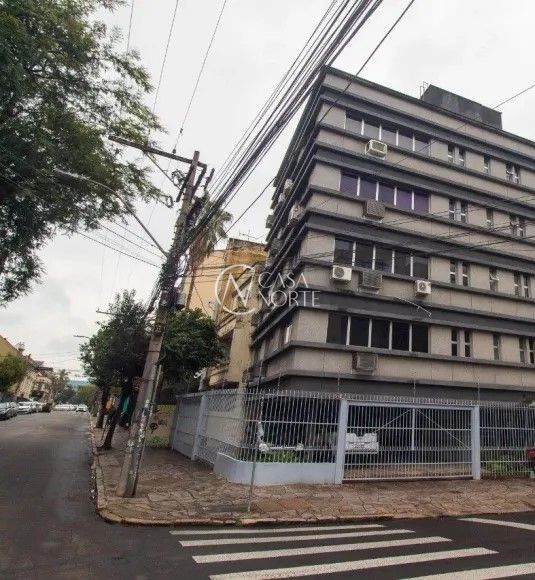 Sala Comercial à venda com 2 quartos, 33m², 1 vaga, Rua Joaquim Nabuco no bairro Cidade Baixa em Porto Alegre