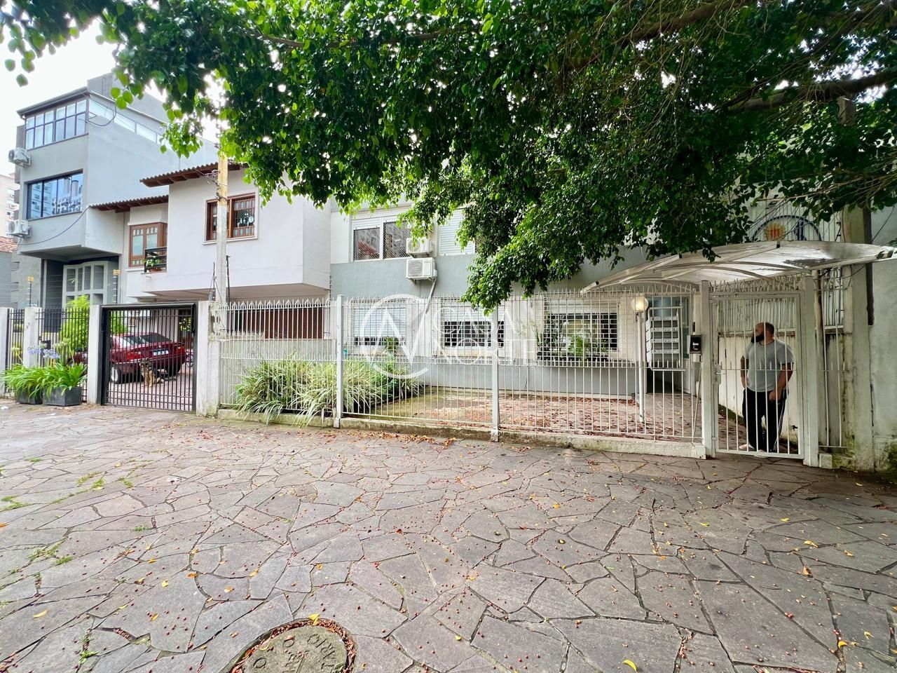 Apartamento à venda com 3 quartos, 62m², 1 suíte, Rua Paulo Setúbal no bairro Passo da Areia em Porto Alegre