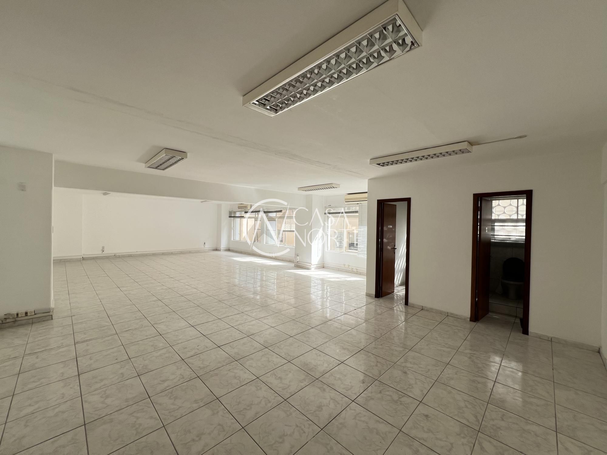 Sala Comercial à venda com 1 quarto, 107m², Travessa Francisco de Leonardo Truda no bairro Centro Histórico em Porto Alegre