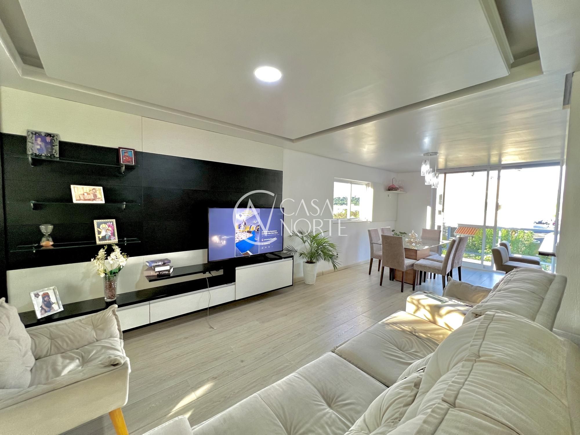 Casa de Condomínio à venda com 3 quartos, 300m², 2 suítes, 2 vagas, Rua Madre Clara no bairro Mário Quintana em Porto Alegre