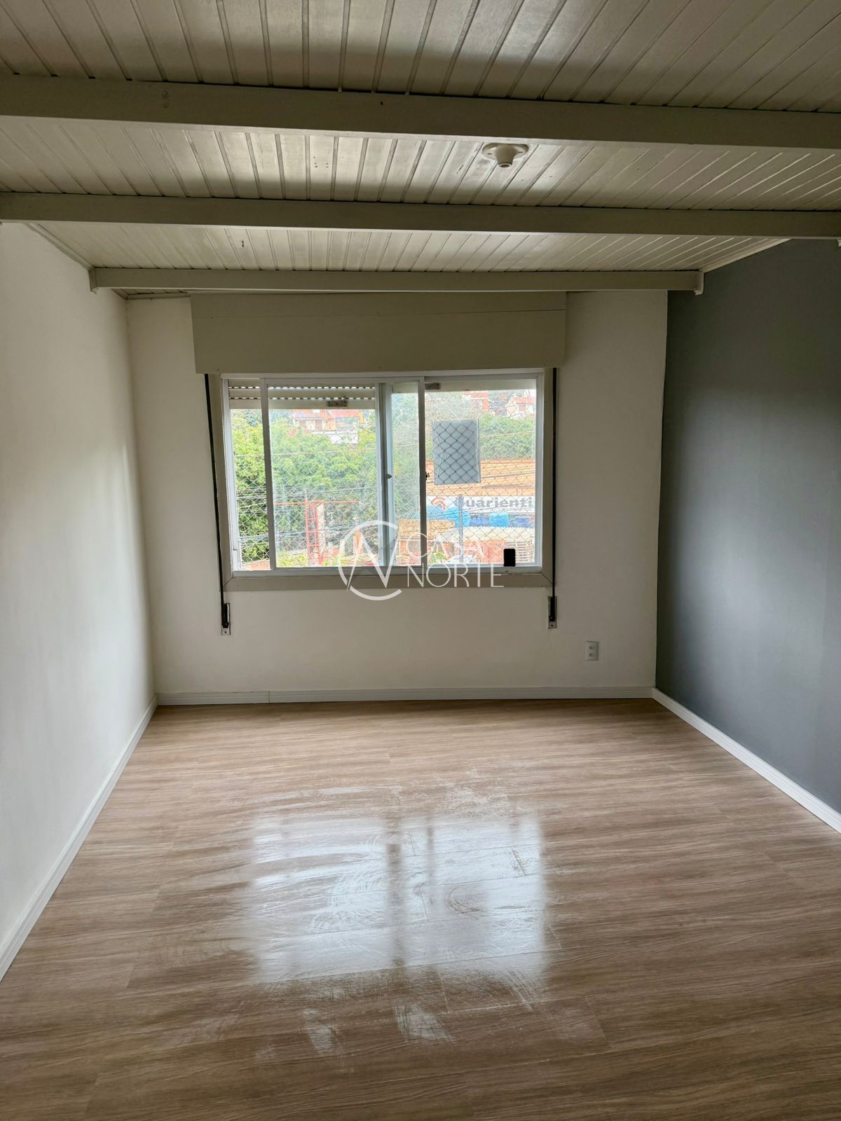 Apartamento à venda com 2 quartos, 75m², 1 vaga, Rua Santa Isabel no bairro Bom Jesus em Porto Alegre