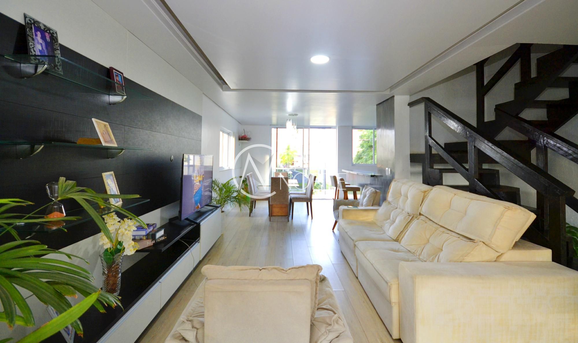 Casa de Condomínio à venda com 3 quartos, 300m², 2 suítes, 2 vagas, Rua Madre Clara no bairro Mário Quintana em Porto Alegre