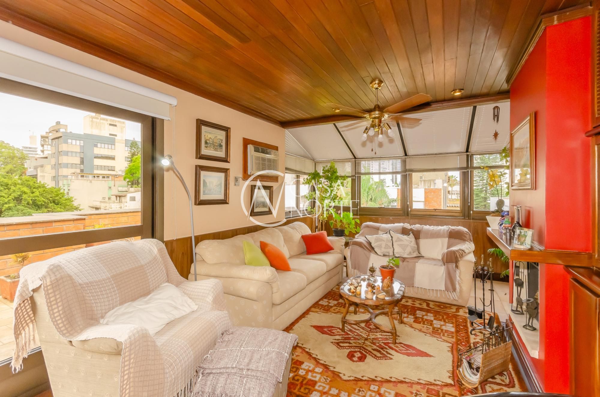 Cobertura à venda com 3 quartos, 199m², 1 suíte, 2 vagas, Avenida Iguassu no bairro Petrópolis em Porto Alegre