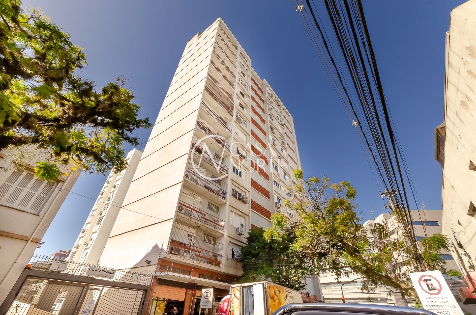 Apartamento à venda com 3 quartos, 108m², 1 suíte, Rua Giordano Bruno no bairro Rio Branco em Porto Alegre