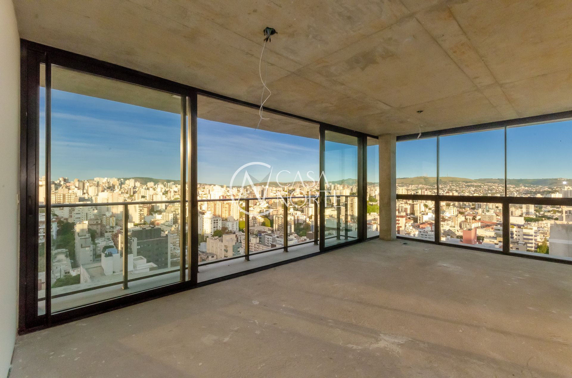 Apartamento à venda com 3 quartos, 121m², 3 suítes, 2 vagas, Santa Cecília no bairro Rio Branco em Porto Alegre