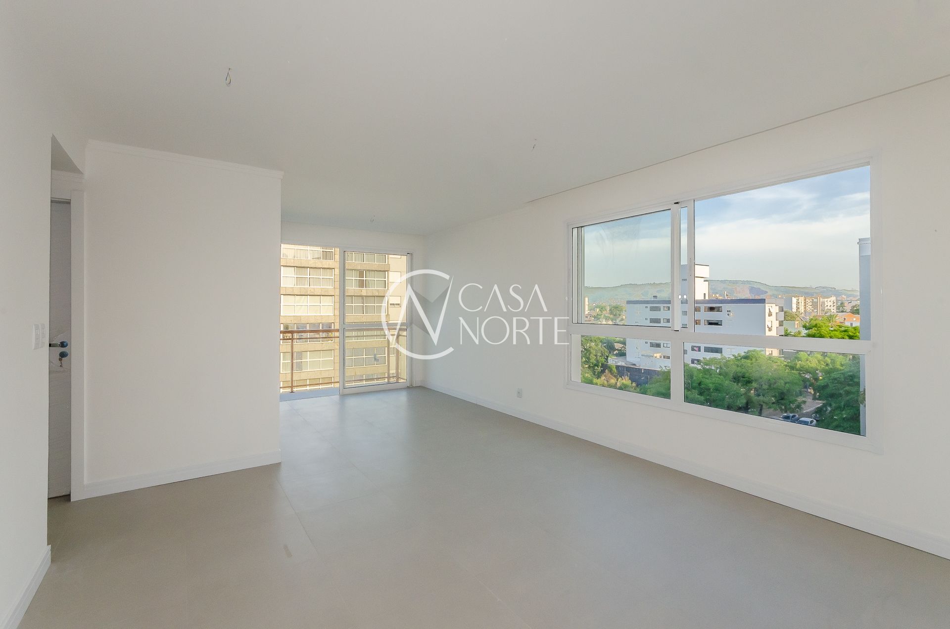 Apartamento à venda com 3 quartos, 89m², 1 suíte, 2 vagas, Rua Alberto Silva no bairro Vila Ipiranga em Porto Alegre